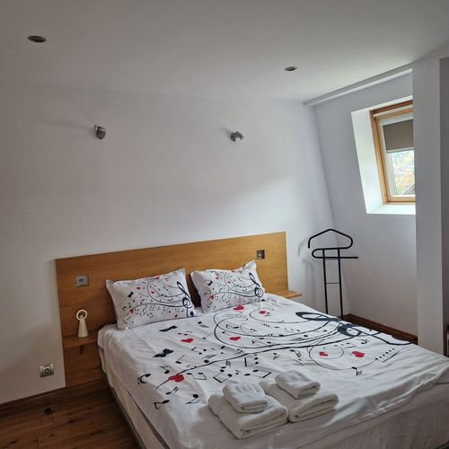 Camera dubla cu balcon