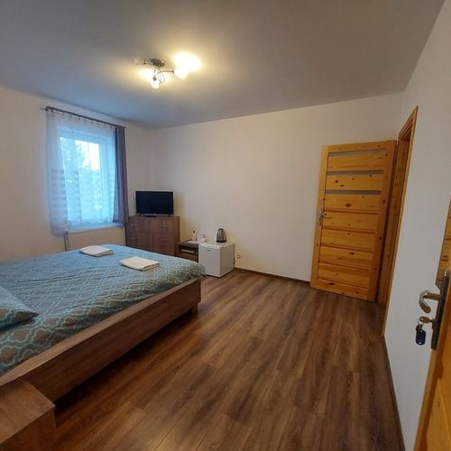 Studio Apartman pro 4 os. se 2 ložnicemi na poschodí