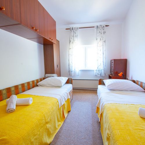 Apartament confort familial(ă) cu 3 camere pentru 5 pers.