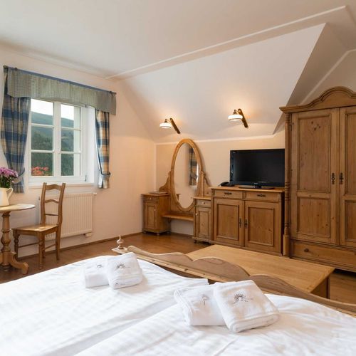 Komfort Pokoj s manželskou postelí s panoramou (s možností přistýlky)