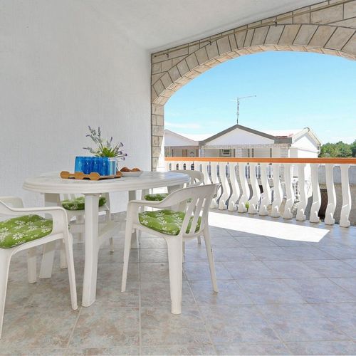 Apartament classic family cu 2 camere pentru 3 pers.
