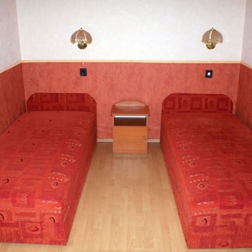 Apartament c pentru 8 pers. (se inchirieaza doar integral)