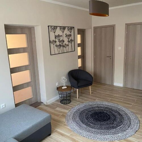 Apartament family cu bucătărie proprie pentru 9 pers. (se inchirieaza doar integral)