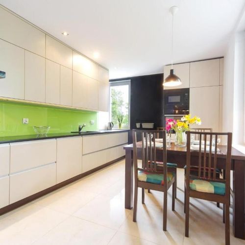 Apartament 4-osobowy z 2 pomieszczeniami sypialnianymi