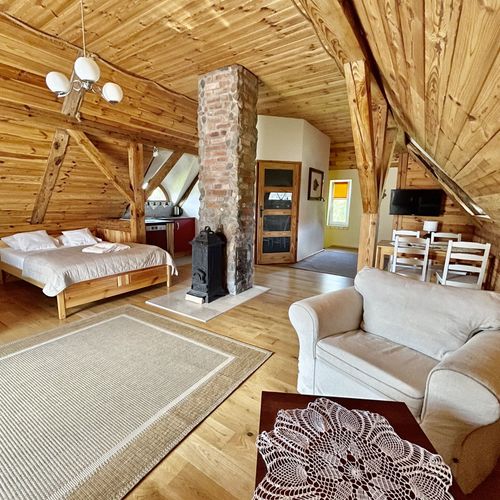 Casă de vacanță pentru 11 pers. (se inchirieaza doar integral)