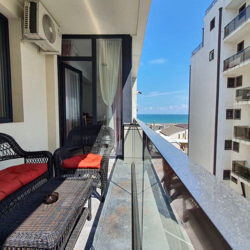 Apartament la etaj cu balcon cu 1 camera pentru 6 pers.