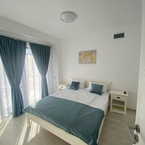 Apartament 4-osobowy z balkonem z 1 pomieszczeniem sypialnianym