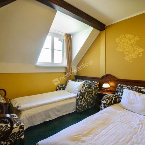 Apartament studio family cu 2 camere pentru 4 pers.