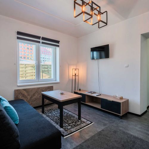 Apartament cu duș cu chicinetă proprie cu 3 camere pentru 6 pers.
