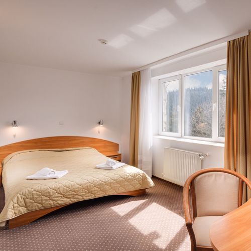 Apartament cu vedere spre lac cu 1 camera pentru 2 pers.