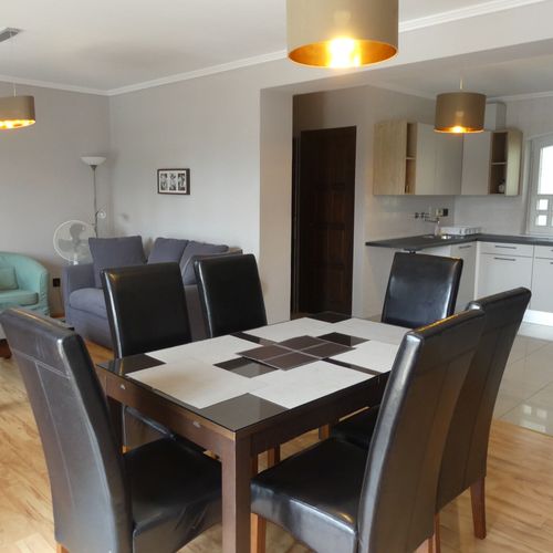 Apartament la etaj cu bucătărie proprie cu 2 camere pentru 4 pers.