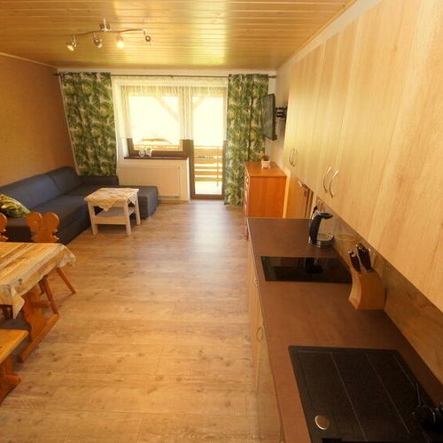 Apartament pentru 6 pers. (se inchirieaza doar integral)