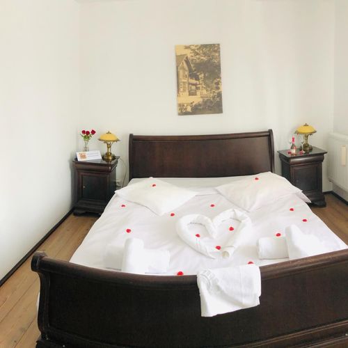 Vilă întreaga unitate cu baie pentru 31 pers. (se inchirieaza doar integral)