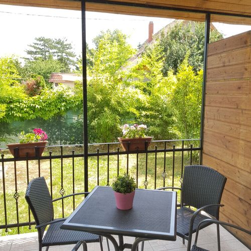 Apartman s klimatizací pro 4 os. se 2 ložnicemi přízemní