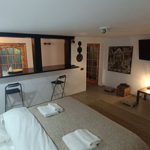 Apartament art la etaj cu 1 camera pentru 2 pers.