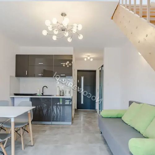 Apartament cu aer condiționat cu duș cu 1 camera pentru 4 pers.