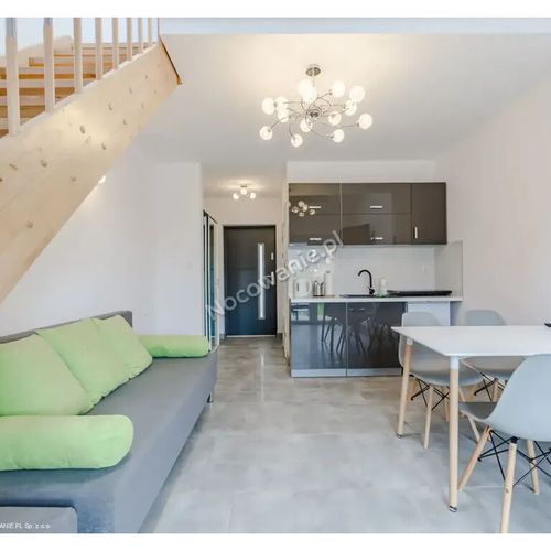 Apartament cu aer condiționat cu duș cu 1 camera pentru 4 pers.