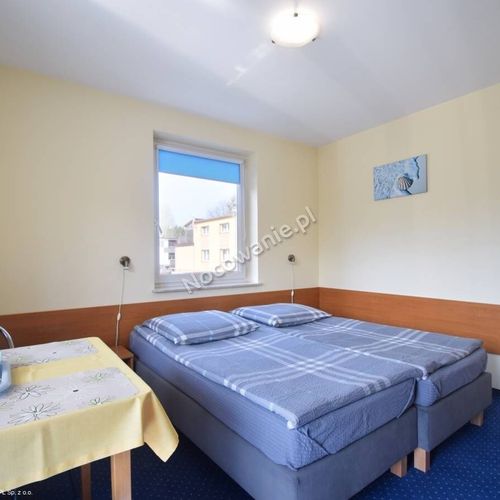 Camera dubla cu balcon cu baie