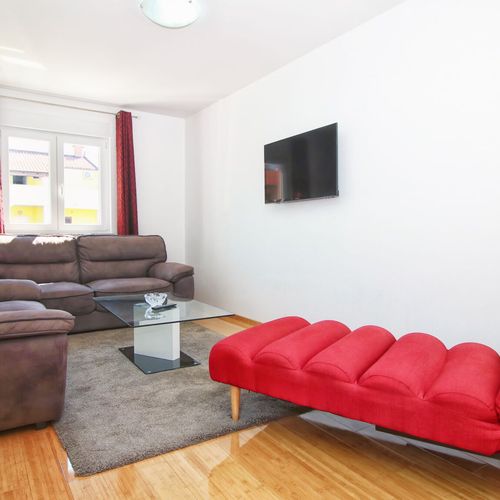 Komfort Apartman pro 6 os. se 3 ložnicemi na poschodí