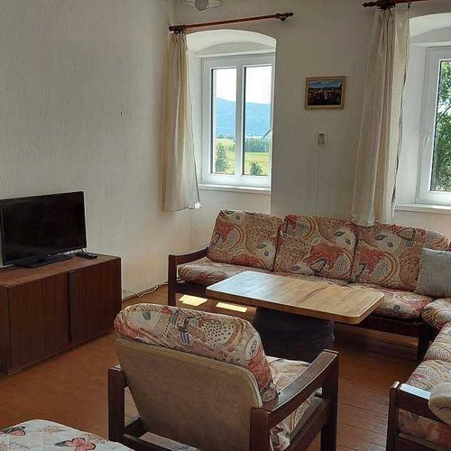 Apartament cu duș cu chicinetă proprie pentru 5 pers.