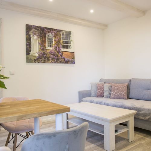 Apartman s balkónem pro 6 os. se 3 ložnicemi s výhledem na hory