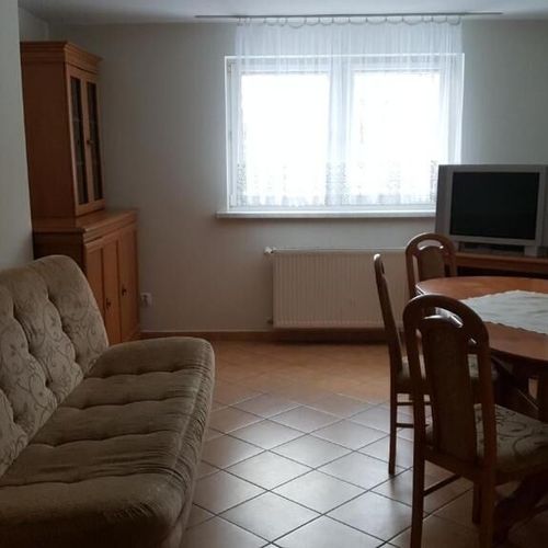 Apartament 19-osobowy z 4 pomieszczeniami sypialnianymi