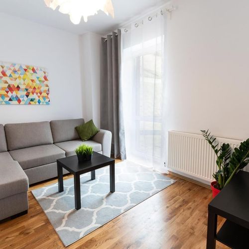Apartament 4-osobowy na parterze z 2 pomieszczeniami sypialnianymi