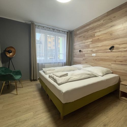 Apartament 4-osobowy z 2 pomieszczeniami sypialnianymi
