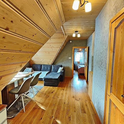 Apartament 5-osobowy z balkonem z widokiem na góry z 2 pomieszczeniami sypialnianymi