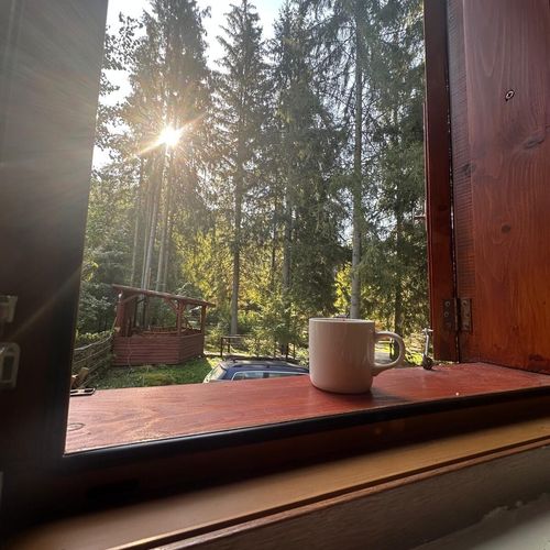 Casă de vacanță întreaga unitate cu vedere spre pădure pentru 10 pers. (se inchirieaza doar integral)