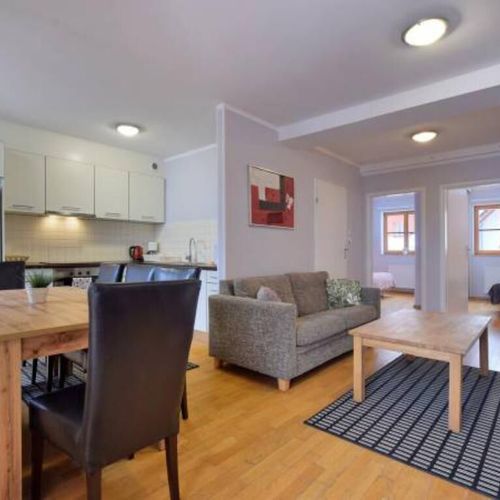 Apartament 12-osobowy z wanną z 4 pomieszczeniami sypialnianymi