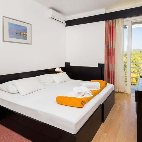 Camera dubla standard cu balcon