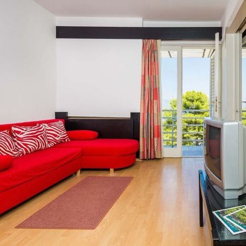 Suita cu balcon cu vedere spre mare cu 1 camera pentru 2 pers.