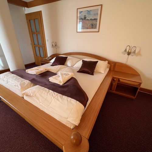 Apartament 2-osobowy z tarasem z 1 pomieszczeniem sypialnianym