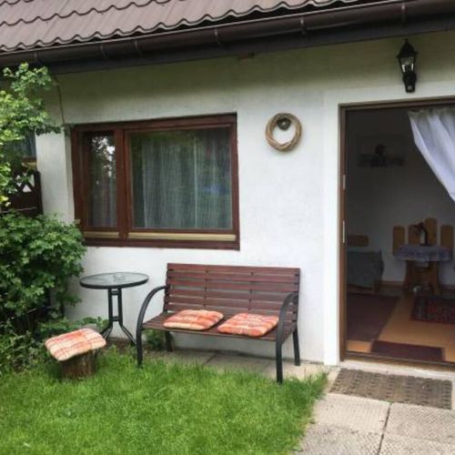 Pokój 3-osobowy z prysznicem z dostępem do ogrodu