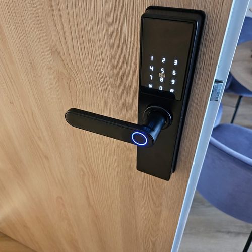 Apartament 6-osobowy Tourist z dostępem do ogrodu z 3 pomieszczeniami sypialnianymi
