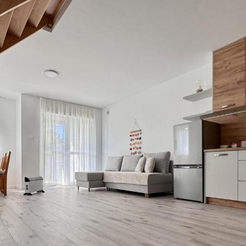 Apartman s balkónem pro 6 os. se 3 ložnicemi přízemní