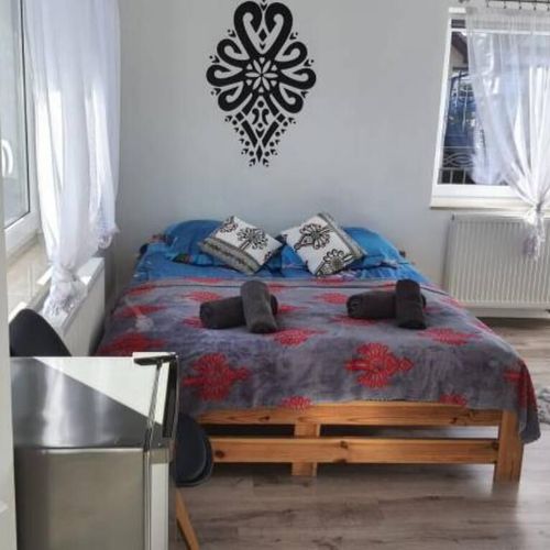 Apartament cu balcon cu vedere spre munte cu 1 camera pentru 4 pers.