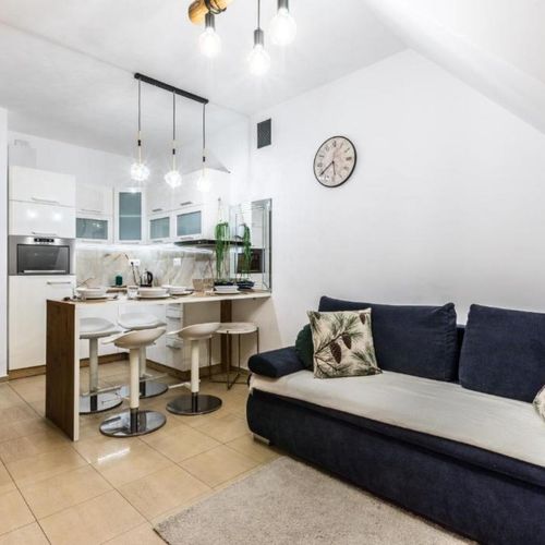 Apartament 4-osobowy z prysznicem z 2 pomieszczeniami sypialnianymi