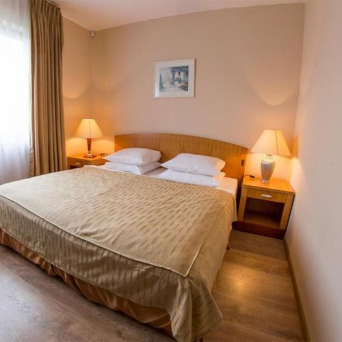 Apartament 4-osobowy z łazienką z aneksem kuchennym z 2 pomieszczeniami sypialnianymi