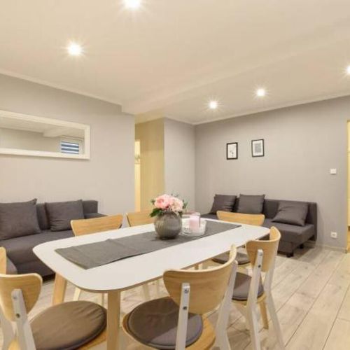 Apartament 6-osobowy z łazienką z 2 pomieszczeniami sypialnianymi