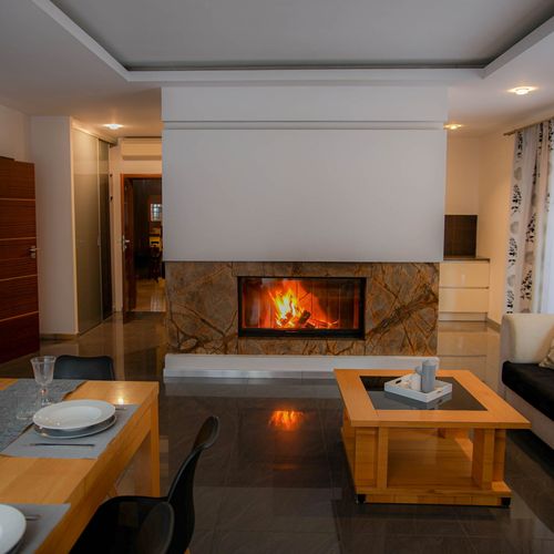 Apartament 4-osobowy z tarasem z własną kuchnią z 1 pomieszczeniem sypialnianym
