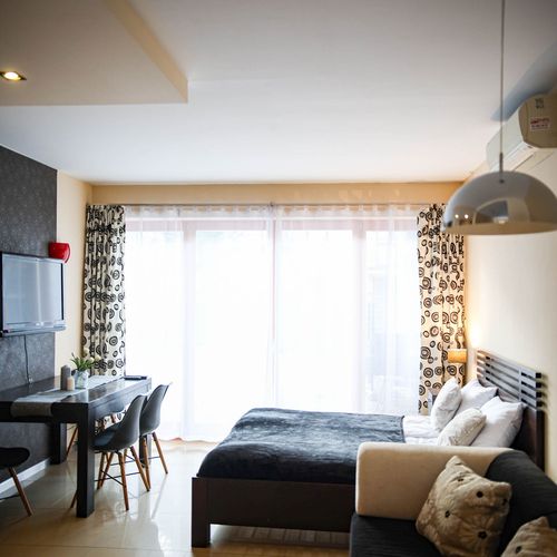 Apartament 4-osobowy z tarasem z aneksem kuchennym z 1 pomieszczeniem sypialnianym