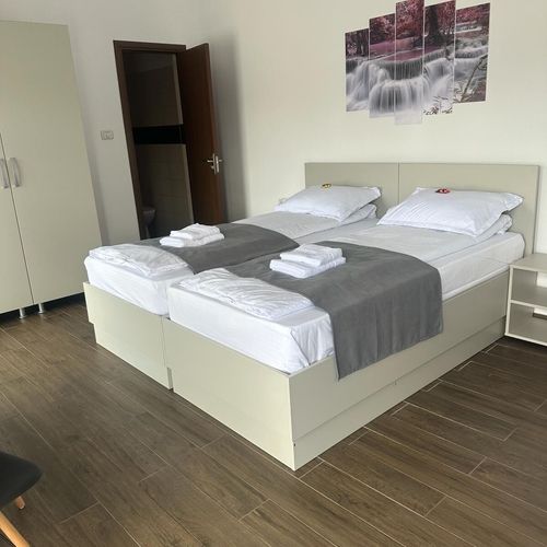 Camera twin standard la parter