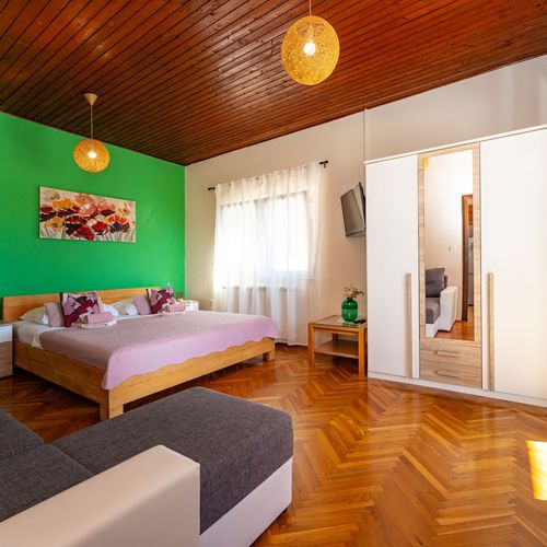 Apartament 1-osobowy z 1 pomieszczeniem sypialnianym (możliwa dostawka)