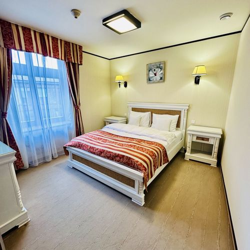Apartament 2-osobowy na piętrze z widokiem na dziedziniec z 1 pomieszczeniem sypialnianym