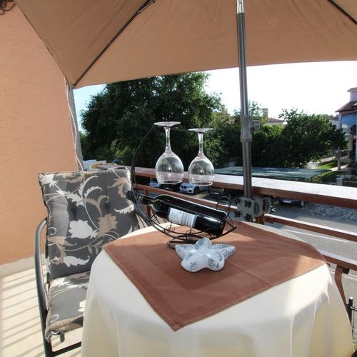 Suita romantică cu balcon cu 1 camera pentru 3 pers.