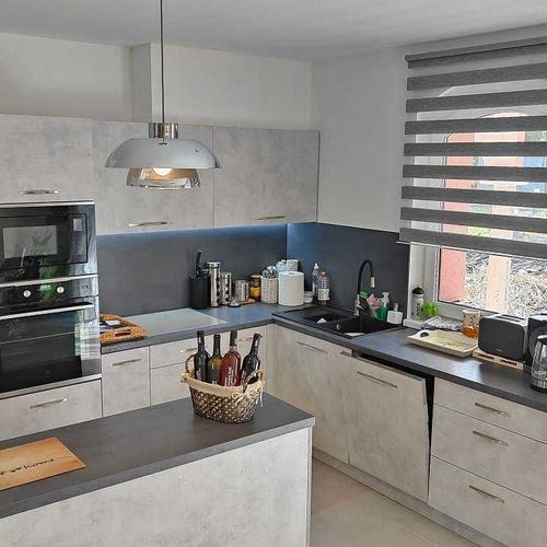 Apartament 4-osobowy z prysznicem z aneksem kuchennym z 2 pomieszczeniami sypialnianymi (możliwa dostawka)