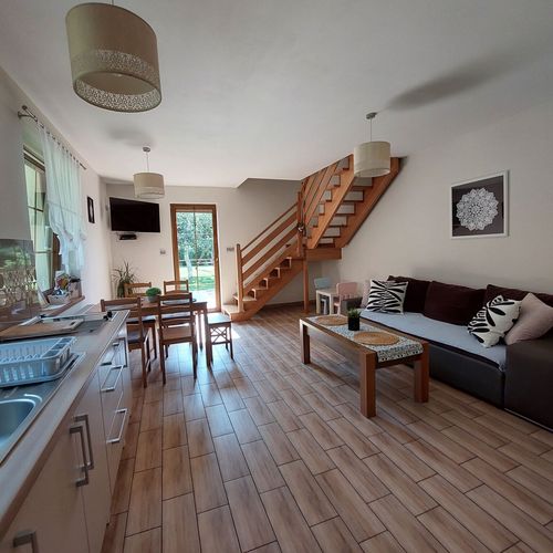 Apartament 7-osobowy z tarasem z dostępem do ogrodu z 3 pomieszczeniami sypialnianymi