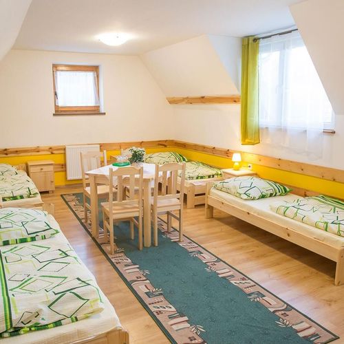 Pokój 4-osobowy z balkonem z łazienką